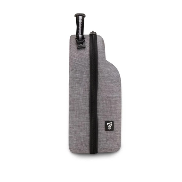 New Era Throwback Cap Carrier- 6 pack Cap Carrier - Picture 2 of 7